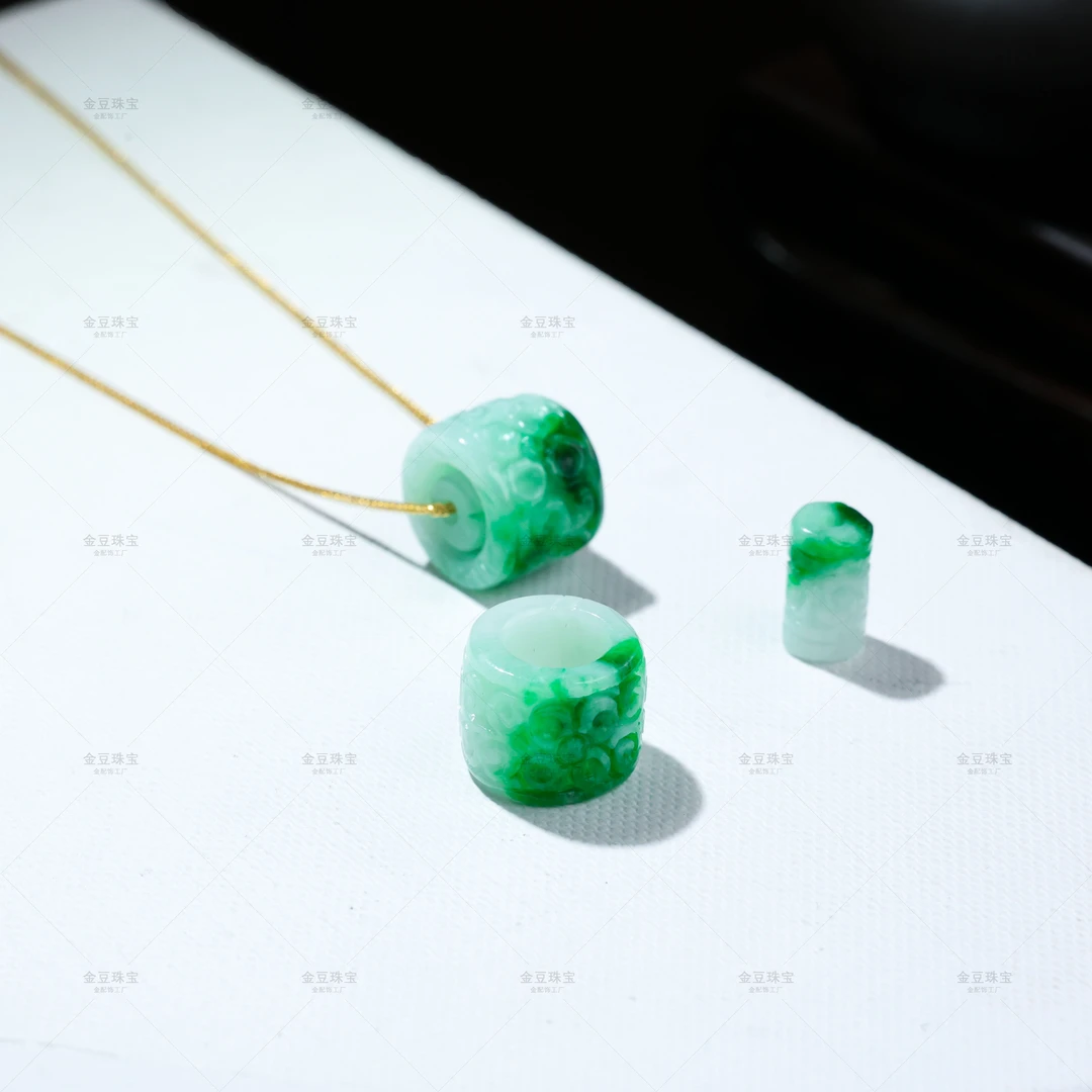 【金豆】缅甸飘花翡翠路路通吊坠隔珠锁骨链吊坠（带镯芯）V