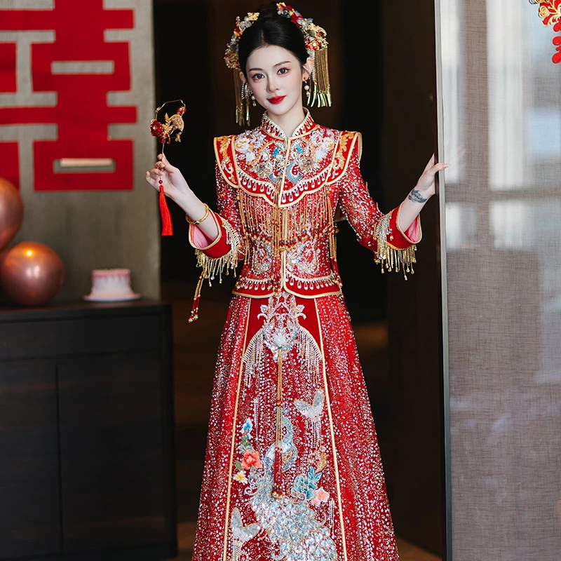 秀禾服婚服2025新款重工中式新娘结婚婚礼高级凤冠霞帔接亲秀禾女