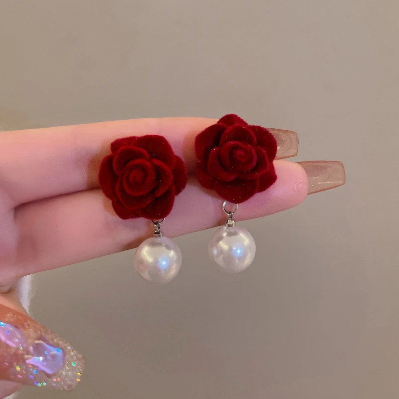 铜合金耳饰 轻奢时尚百搭个性精致小众耳饰LY0497