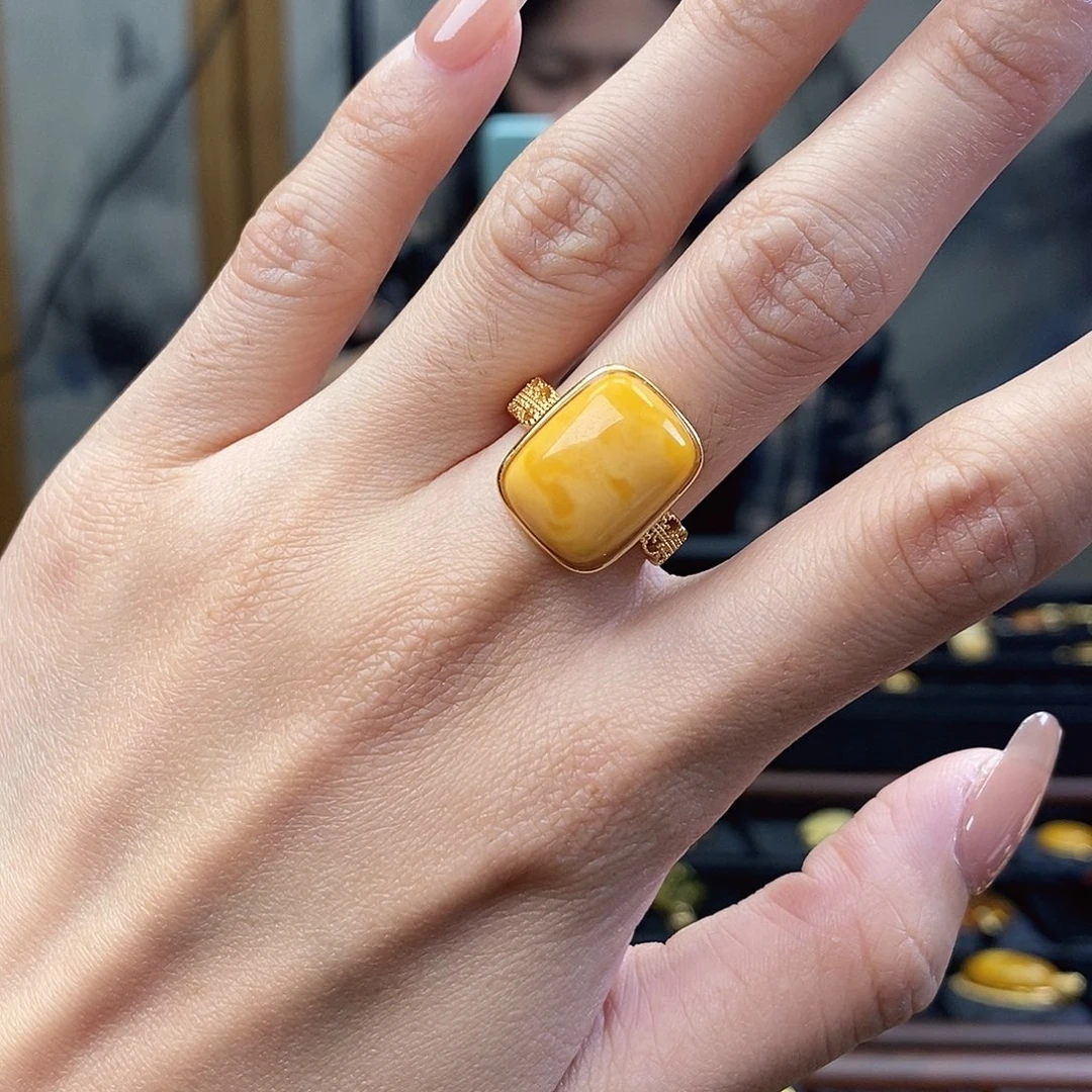 琥珀未镶嵌裸石成品