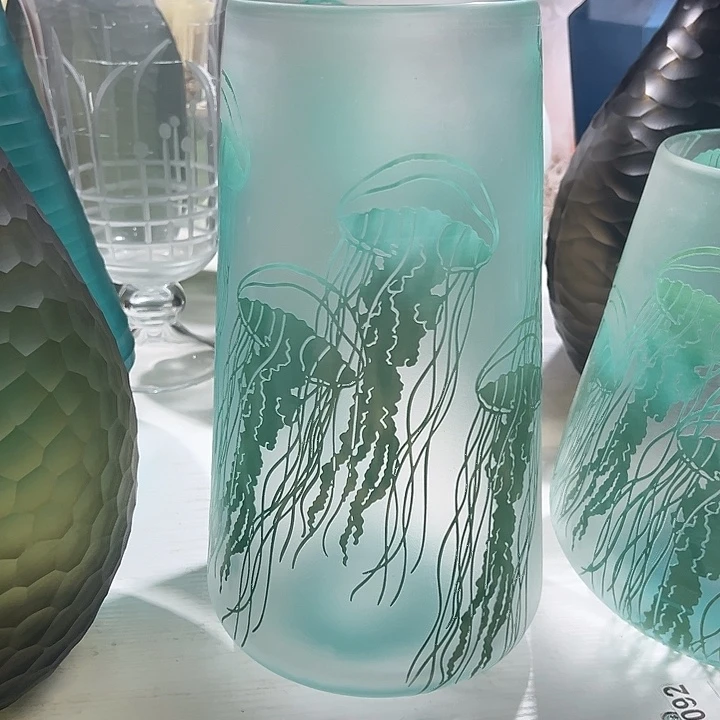 Z***手工艺品琉璃绿色砂雕水母花瓶花器高34口13