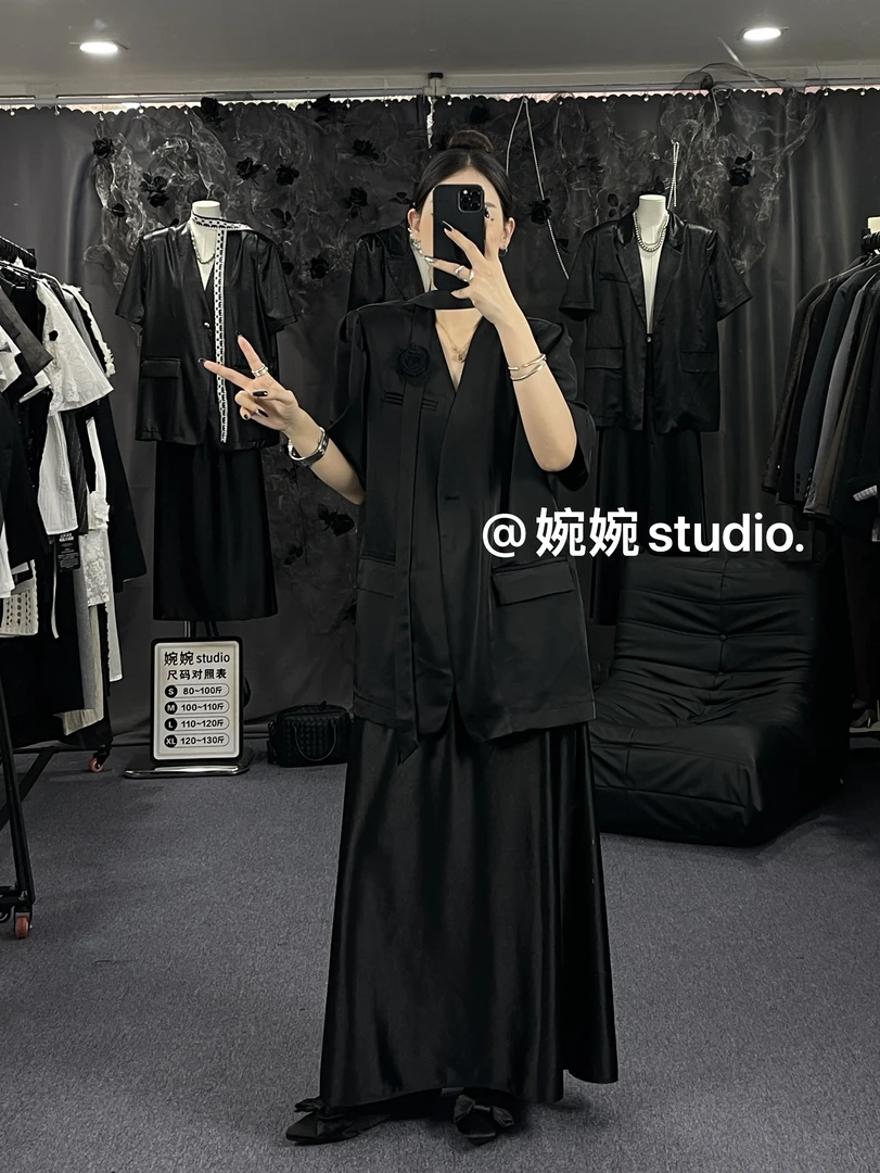 【婉婉studio】一粒扣泡泡袖短袖V领千金风慵懒风西装纯欲风轻奢风