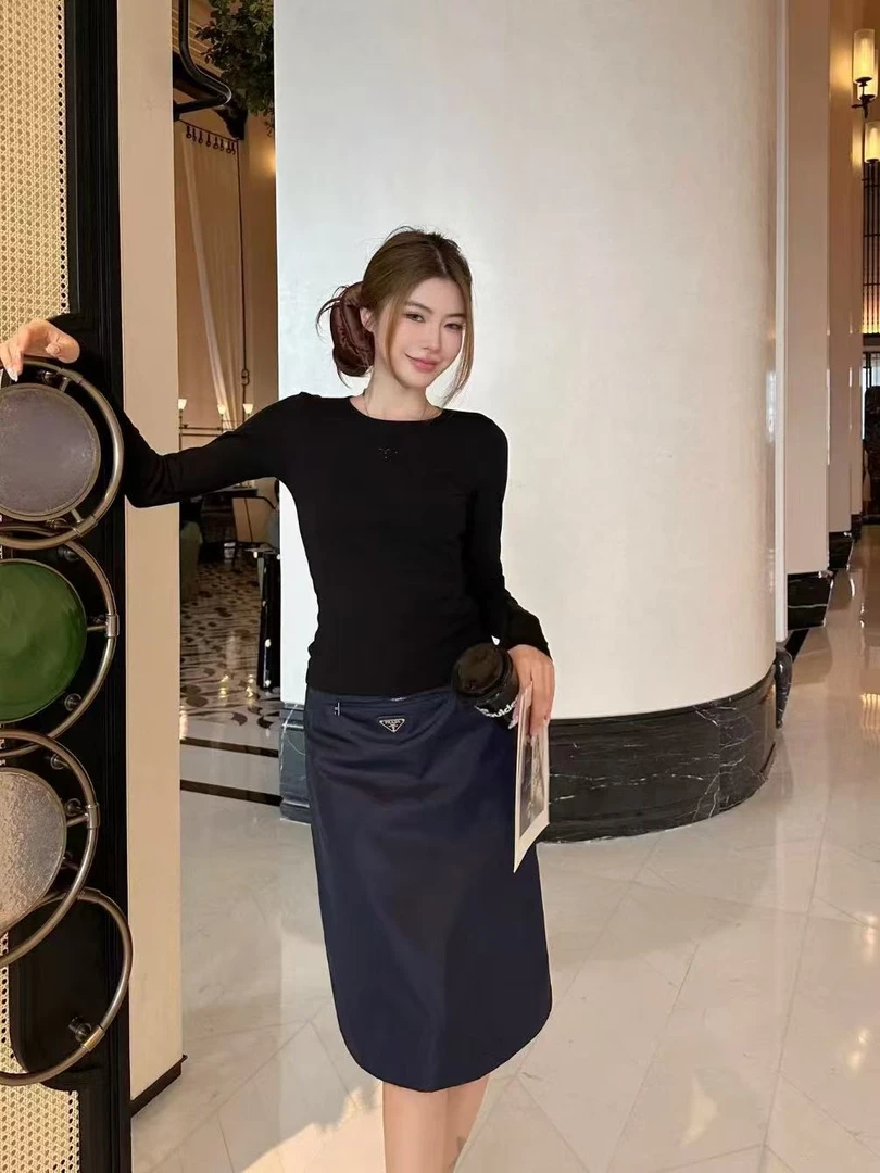 F371 [杋爷潮品] 双C修身长袖T恤美背效果