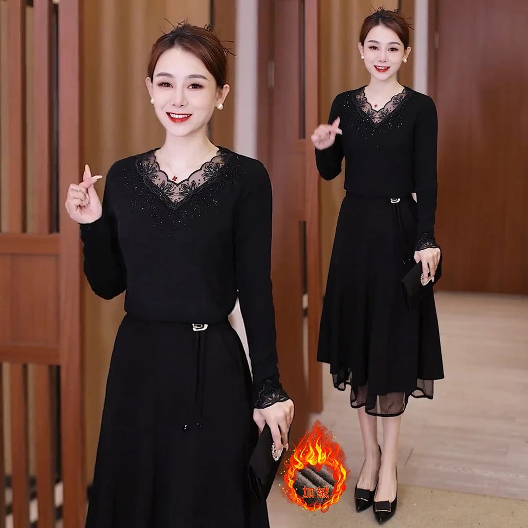 时尚加绒打底衫女2025秋冬季新款高级感烫钻修身显瘦V领内搭上衣