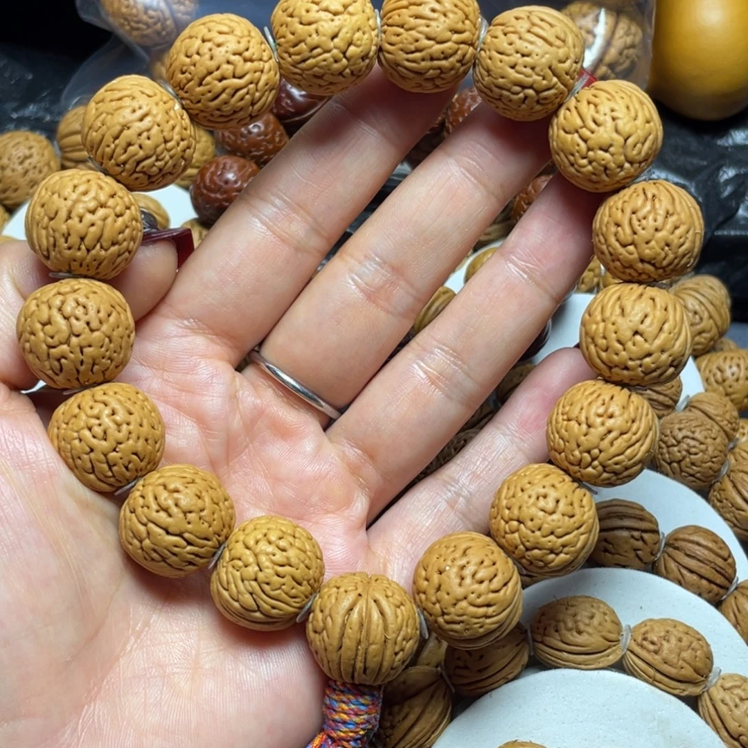 桃核吊坠桃核手串19+白月光