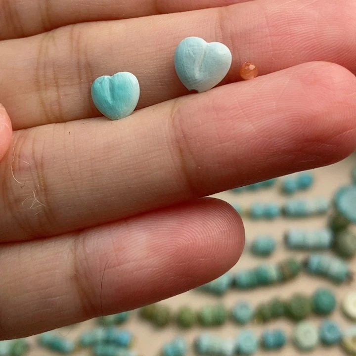 南红玛瑙未镶嵌珠宝奇石