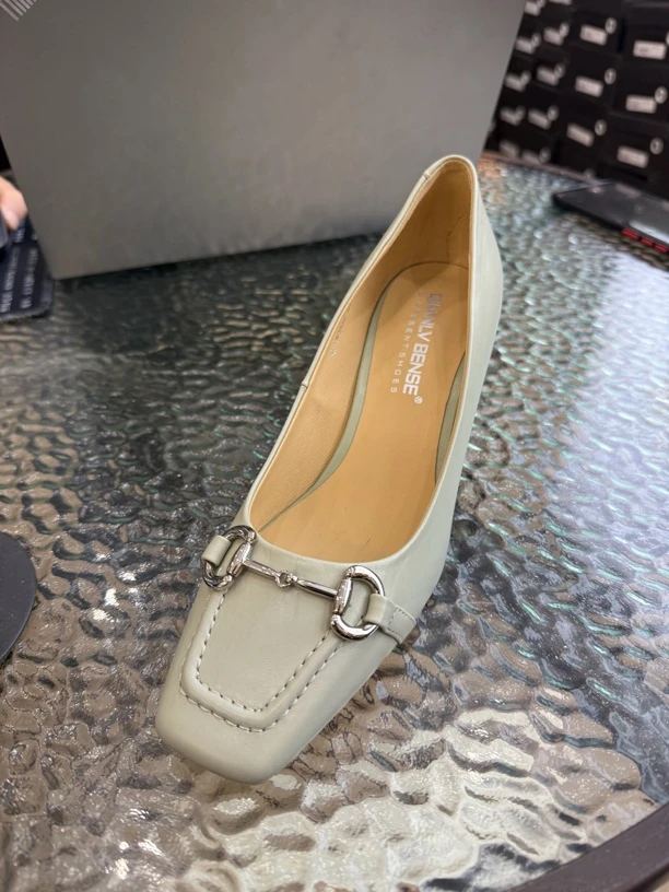 夏季单鞋雅丹风细跟高跟鞋仙女风软底女鞋方头