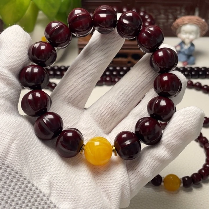 无***道吊坠猴头核桃猴头