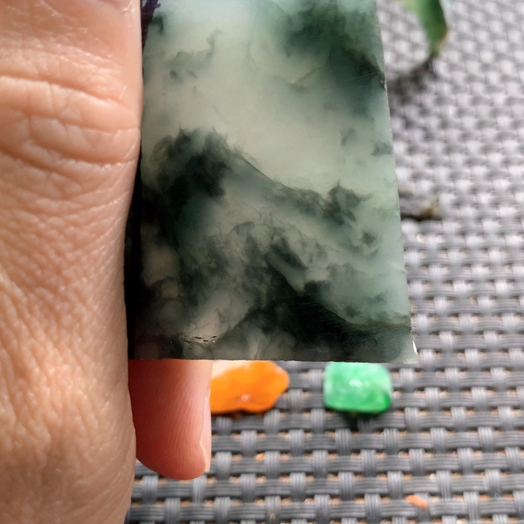 未镶嵌定制翡翠潇****谓山水牌