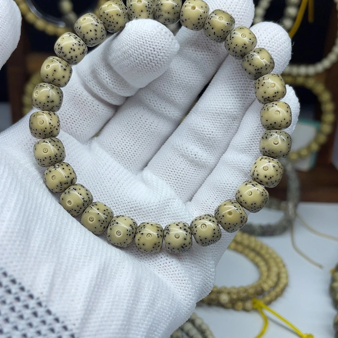 手串星月菩提9-8，大眼睛