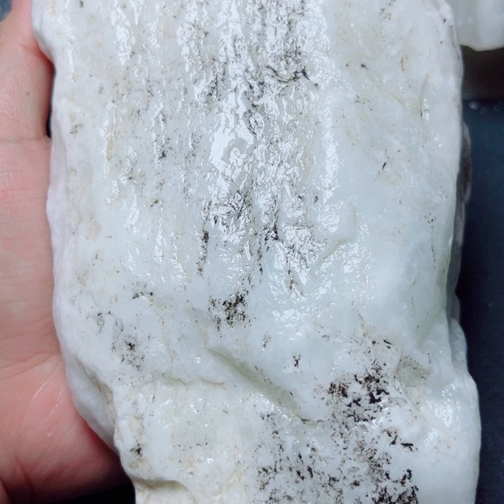 @***月和田玉未镶嵌珠宝奇石