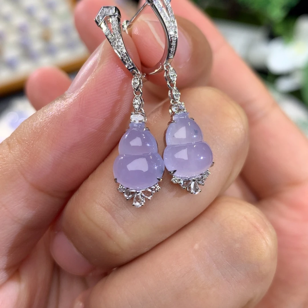 18K金镶嵌翡翠耳饰冰紫葫芦耳扣