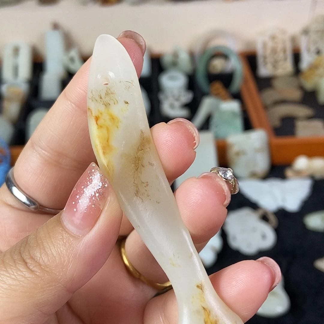 和田玉（糖玉）未镶嵌挂件