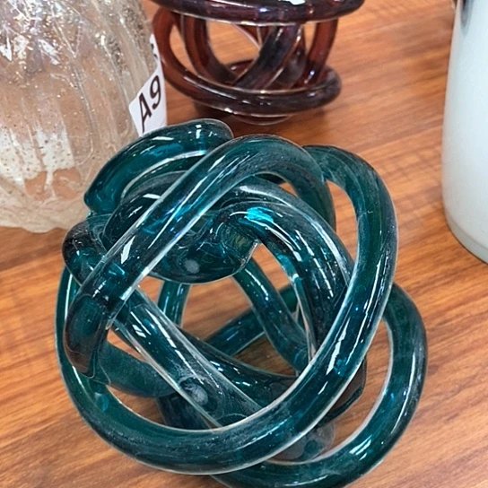 琉璃摆件直径11厘米