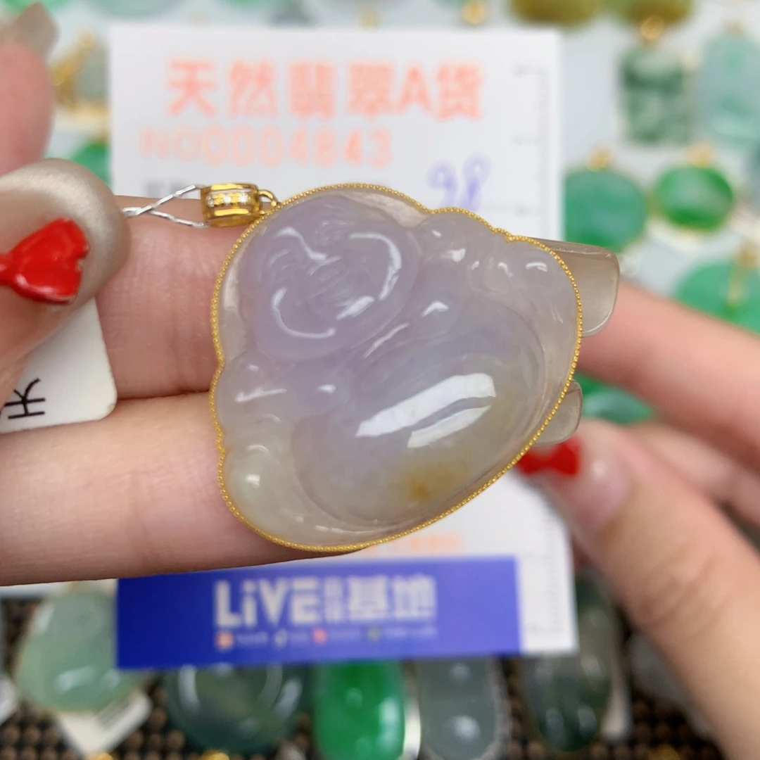翡翠18K金镶嵌颈饰佛公