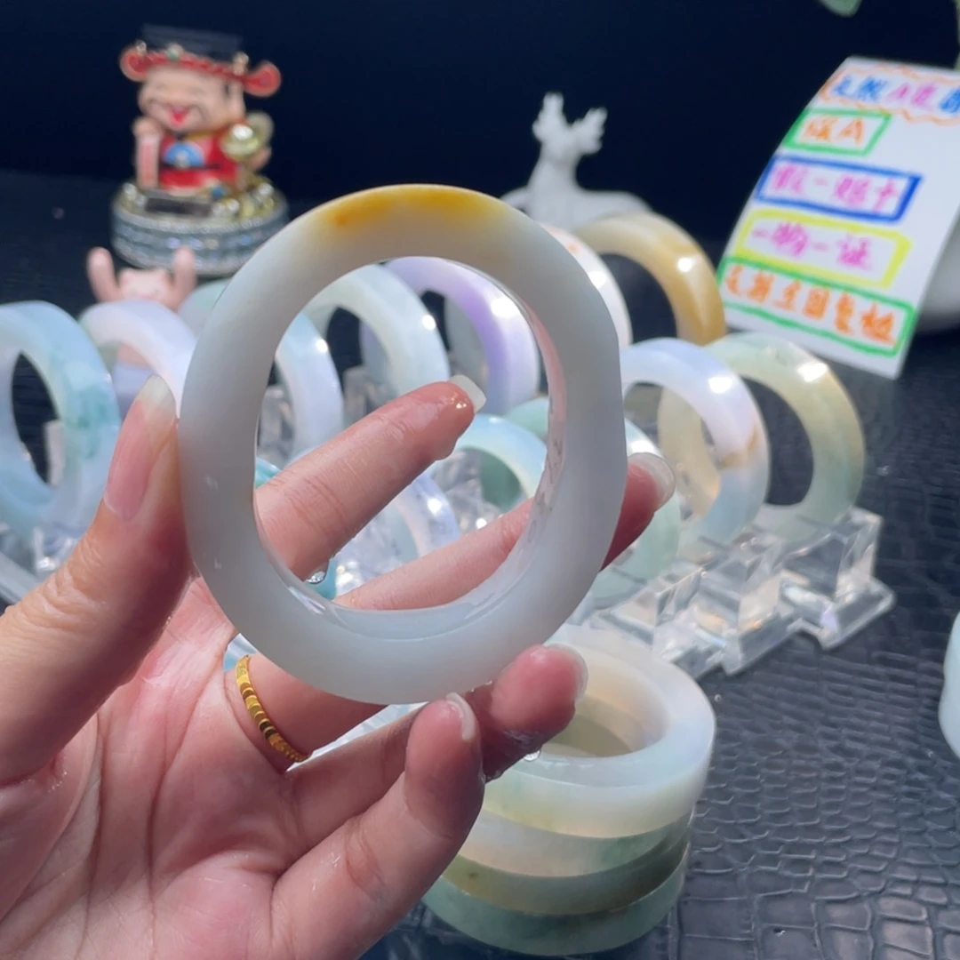 未镶嵌51-57贵妃定制翡翠