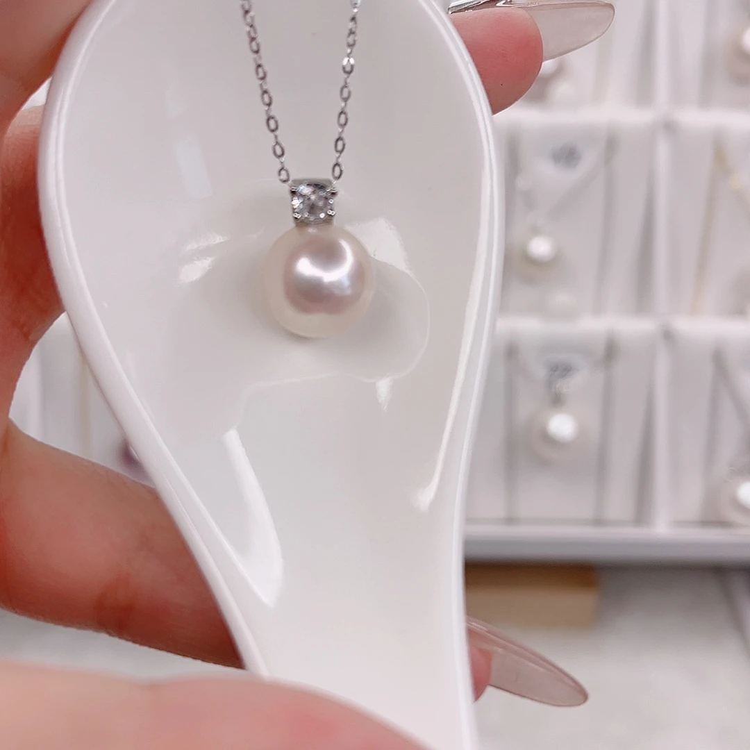 淡水珍珠未镶嵌吊坠(赠链)