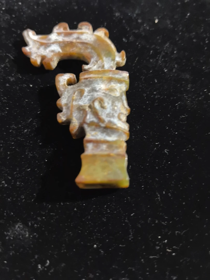 非金属仿水晶吊坠 石家河的人面玉器