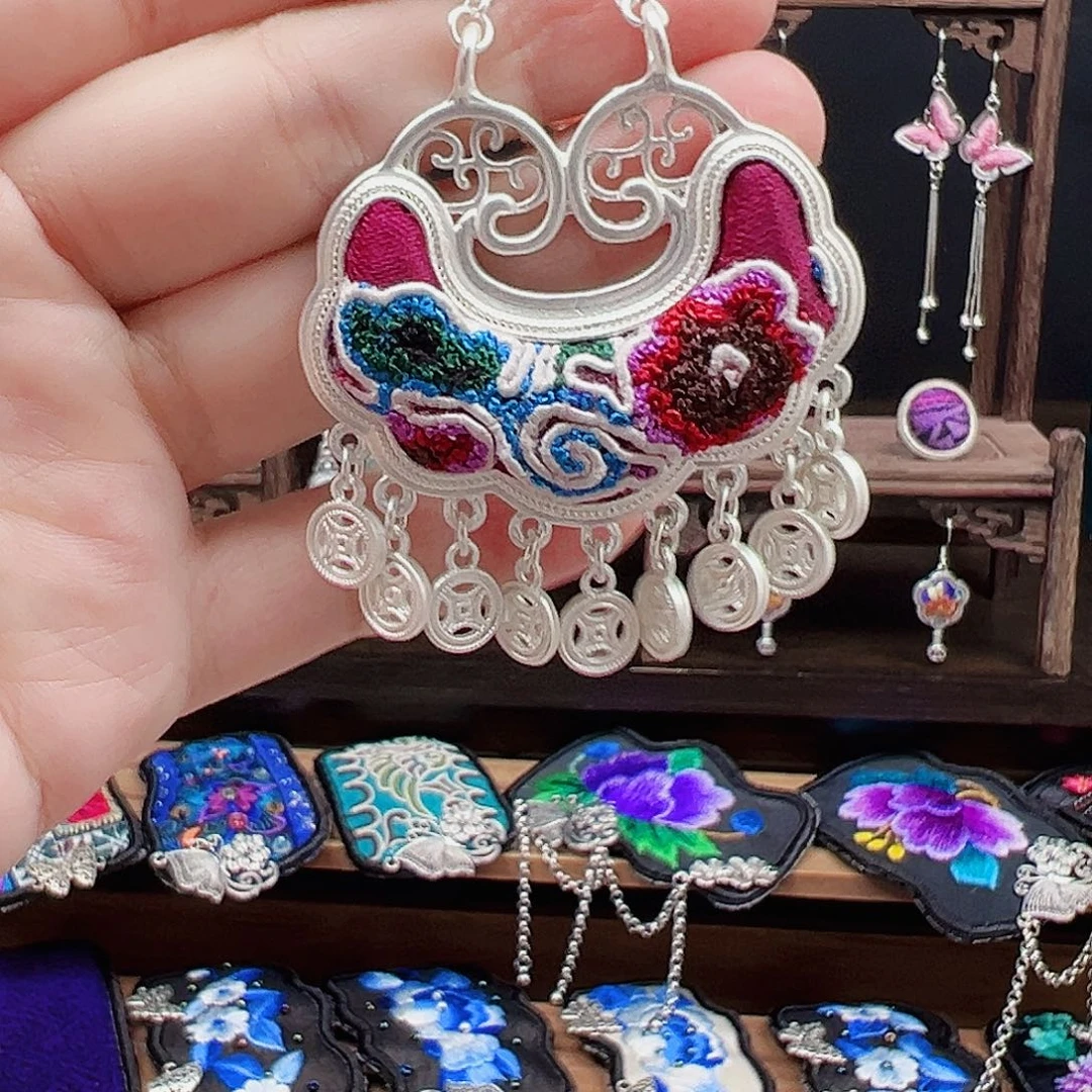 织绣手工刺绣工艺品