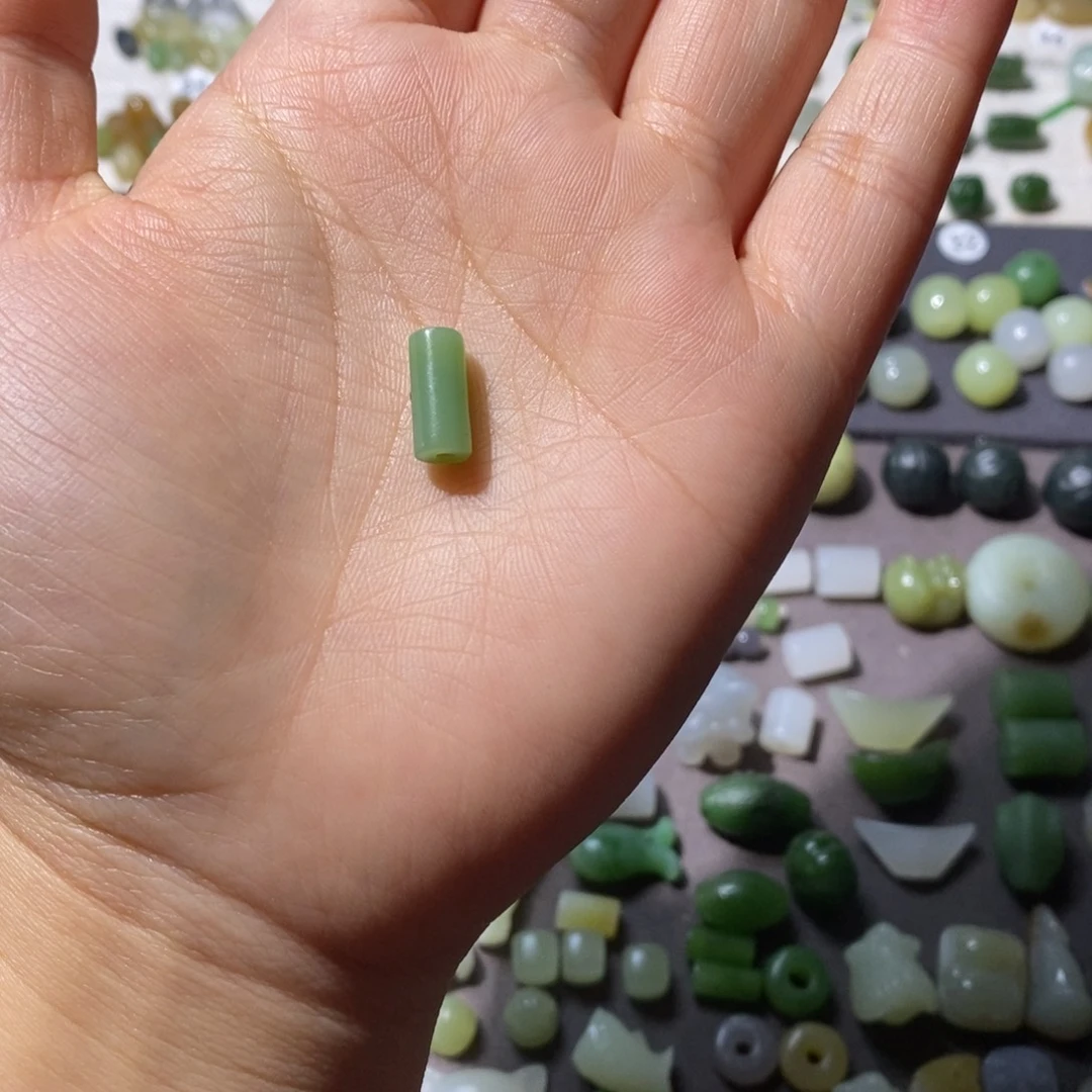 疯***哥和田玉未镶嵌车挂