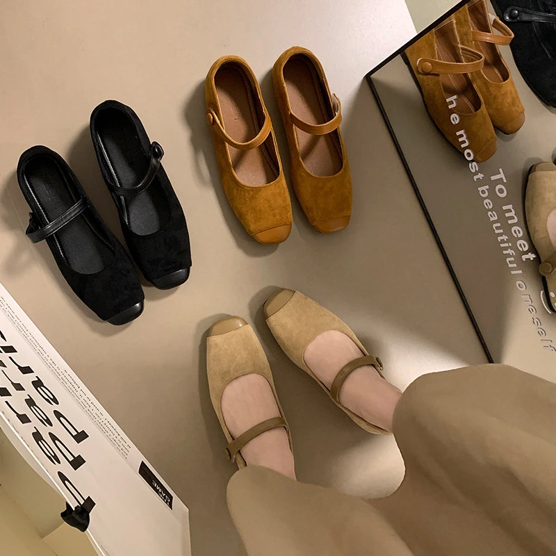 超火~ 法式复古平底玛丽珍女鞋2025新款新中式魔术贴乐福单鞋