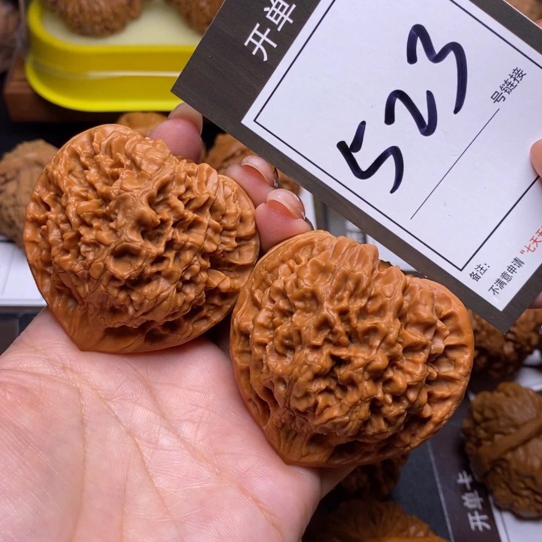 文玩核桃把件52官帽523