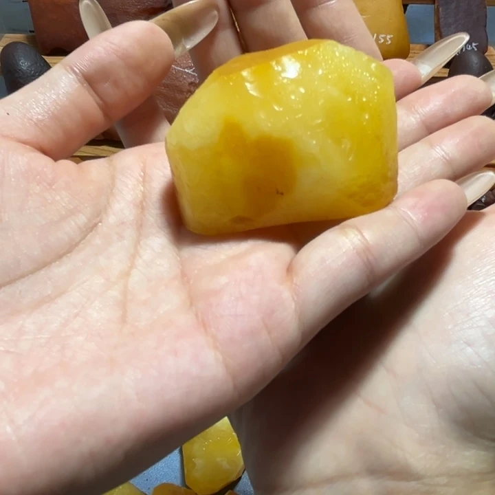 定制琥珀未镶嵌波罗的海琥珀