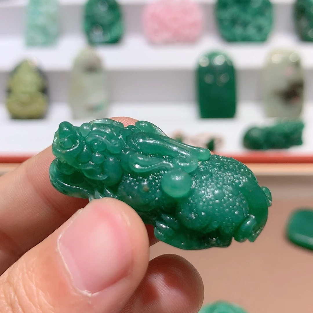 独山玉挂件未镶嵌花***开