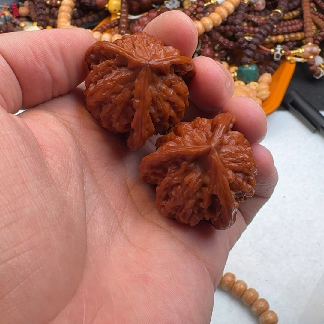 凤眼菩提吊坠手串