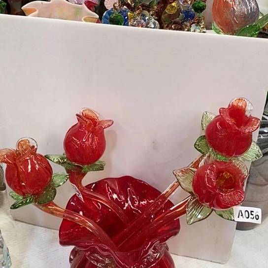 琉璃花瓶高40厘米宽9厘米