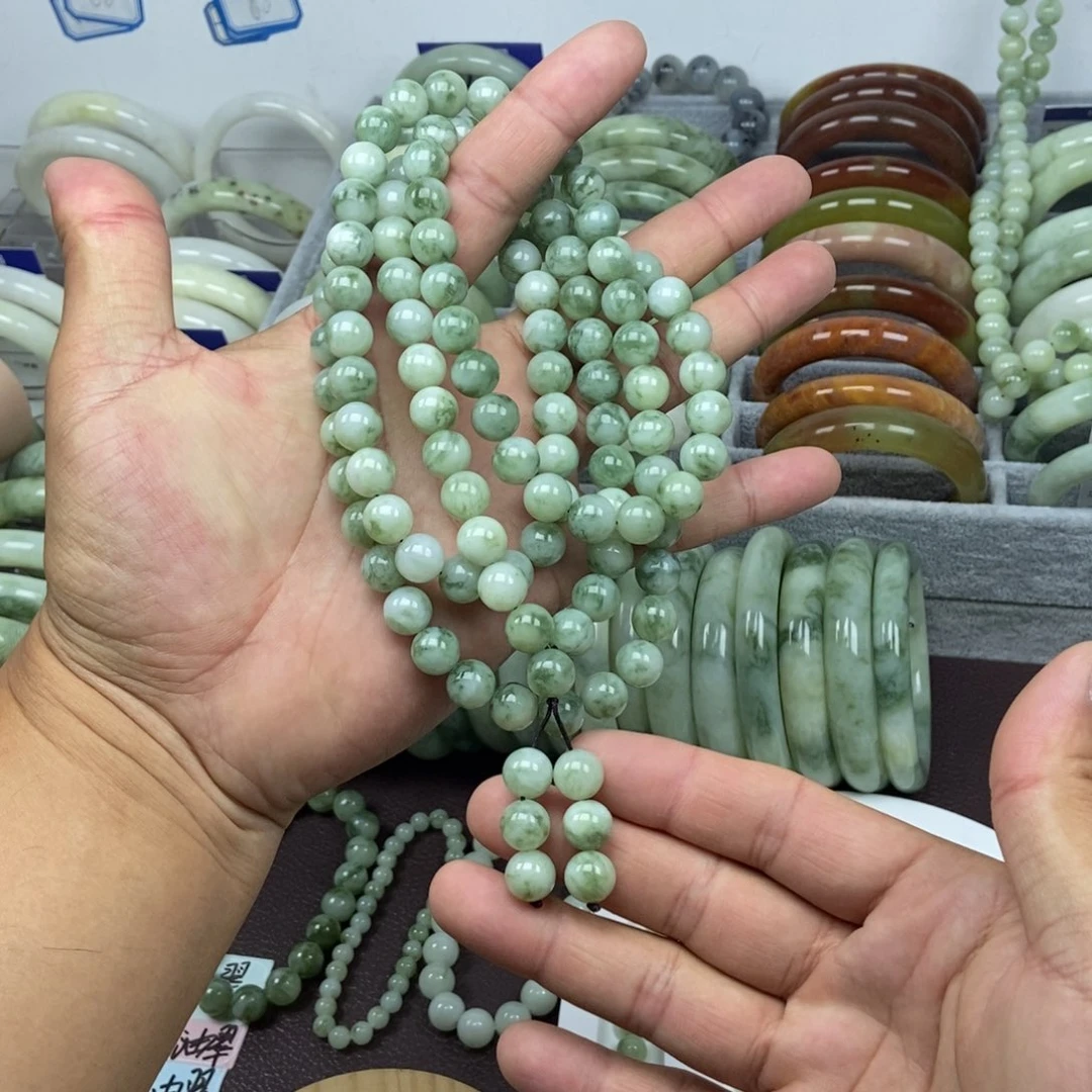 未镶嵌蛇纹石玉手链