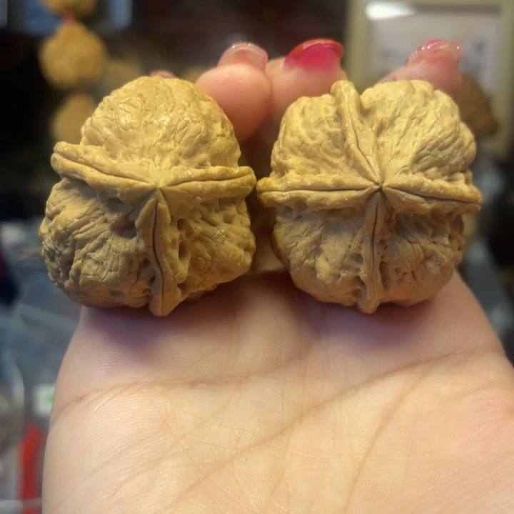 文玩核桃吊坠9一生一世有沙眼不退不换