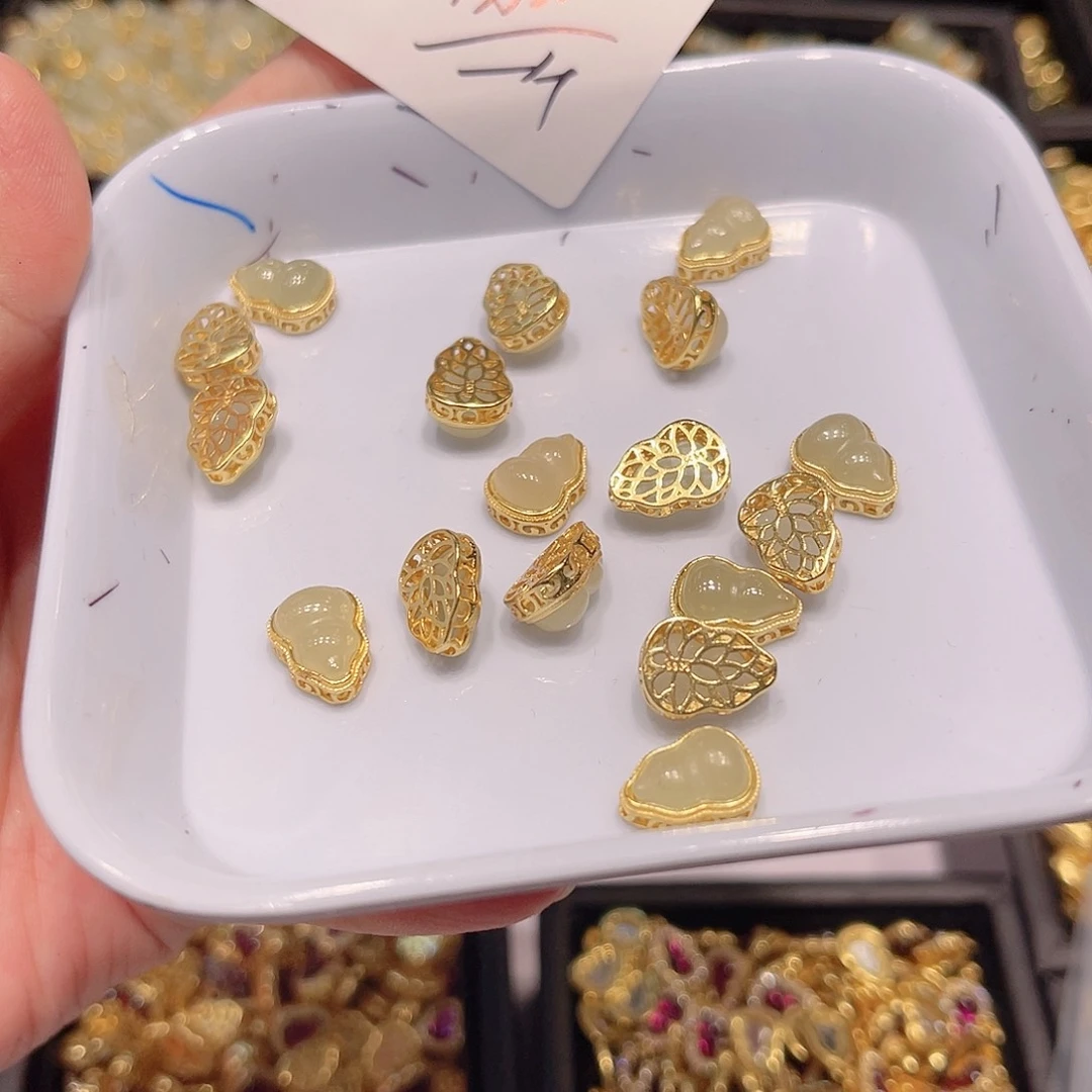 水晶珠宝半成品银S925镀金镶嵌182 。