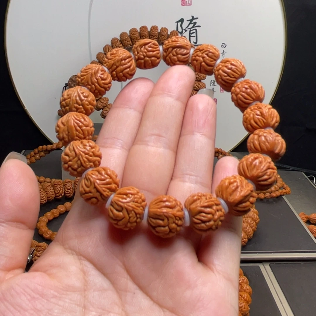 吊坠桃核龙纹桃核金蟾
