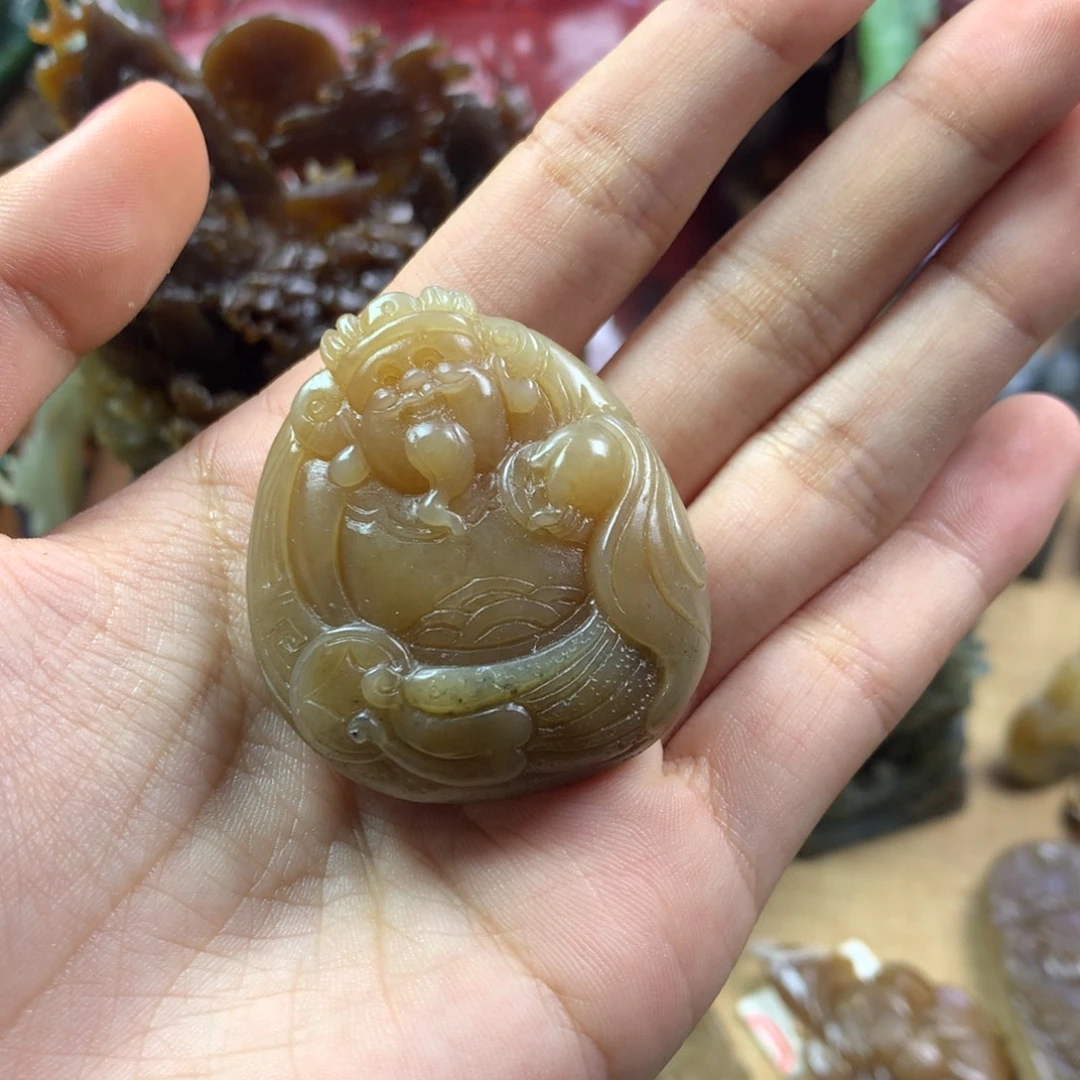 和田玉（糖玉）未镶嵌挂件