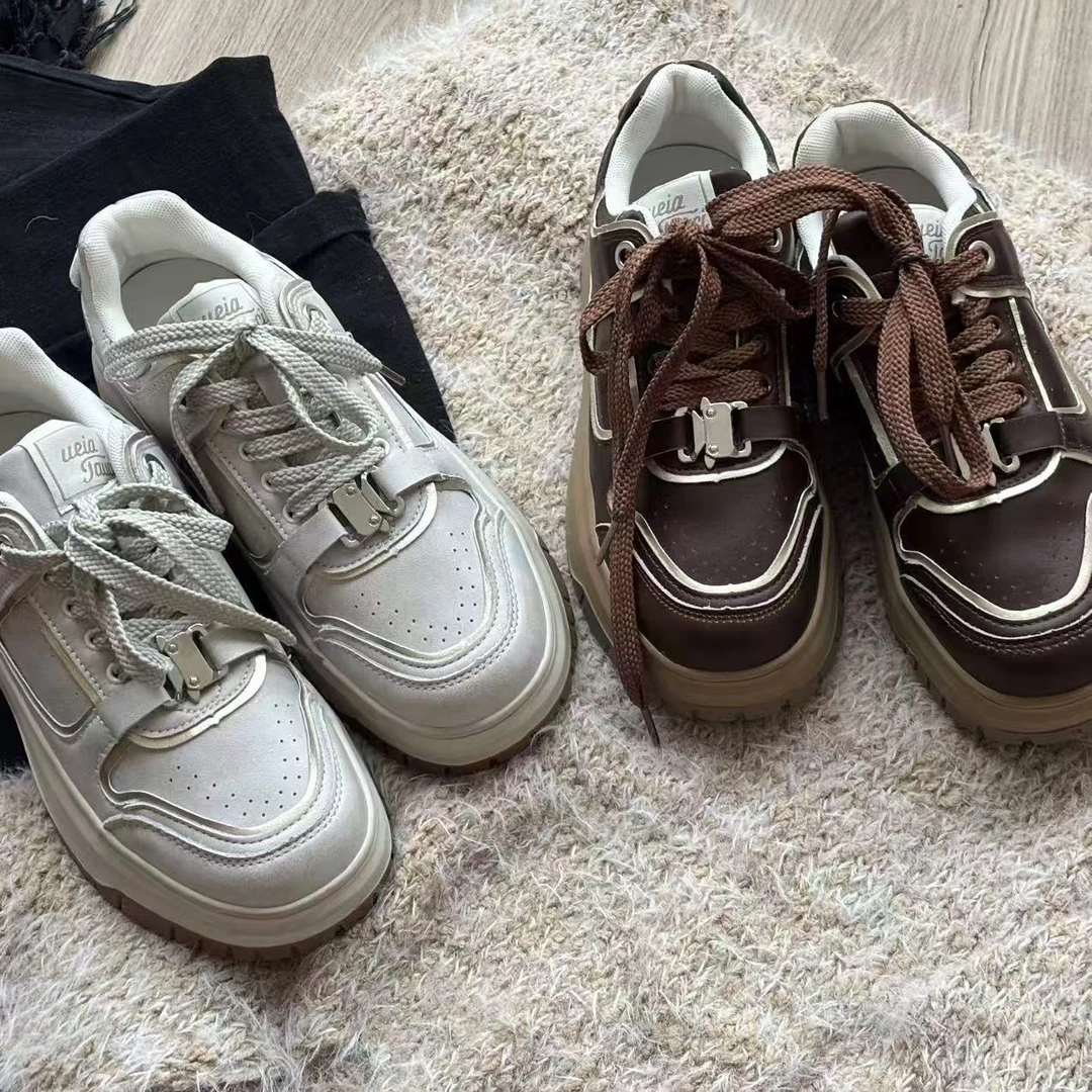 【起司】928-1白鹿同款银扣板鞋早秋新款复古做旧擦色休闲运动鞋