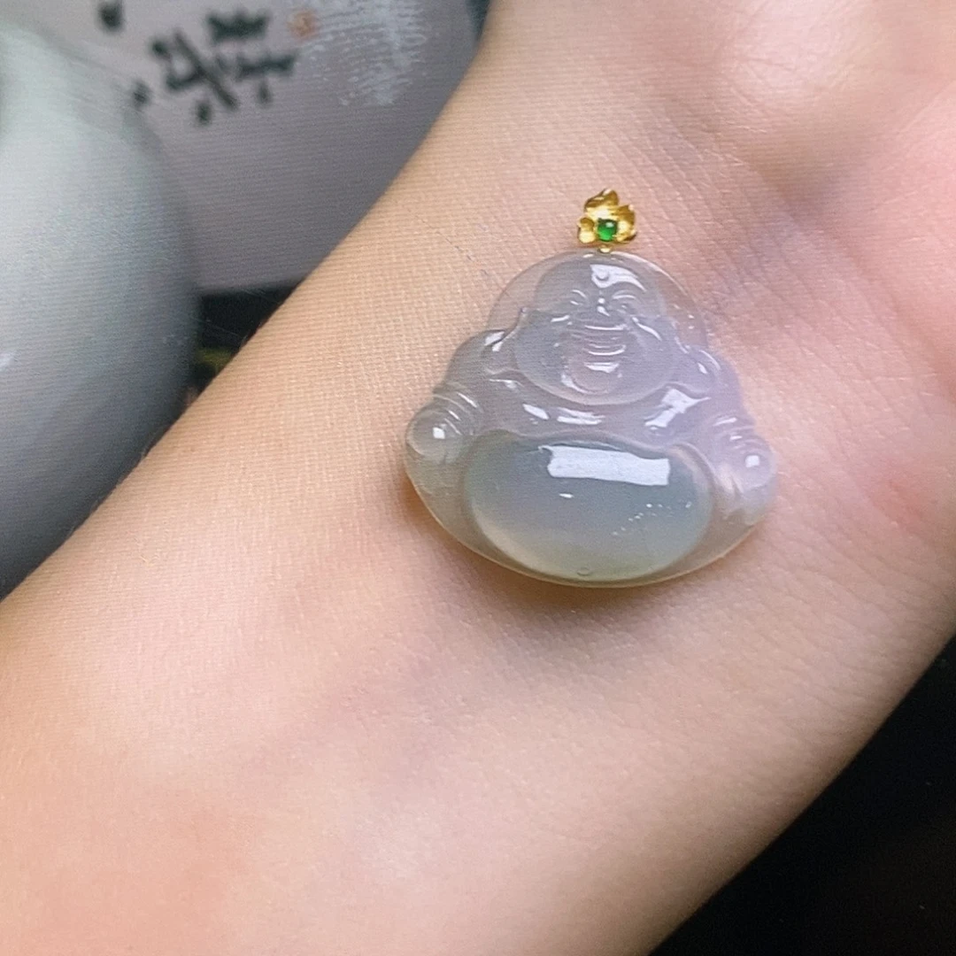 郴***雷翡翠未镶嵌颈饰翡翠