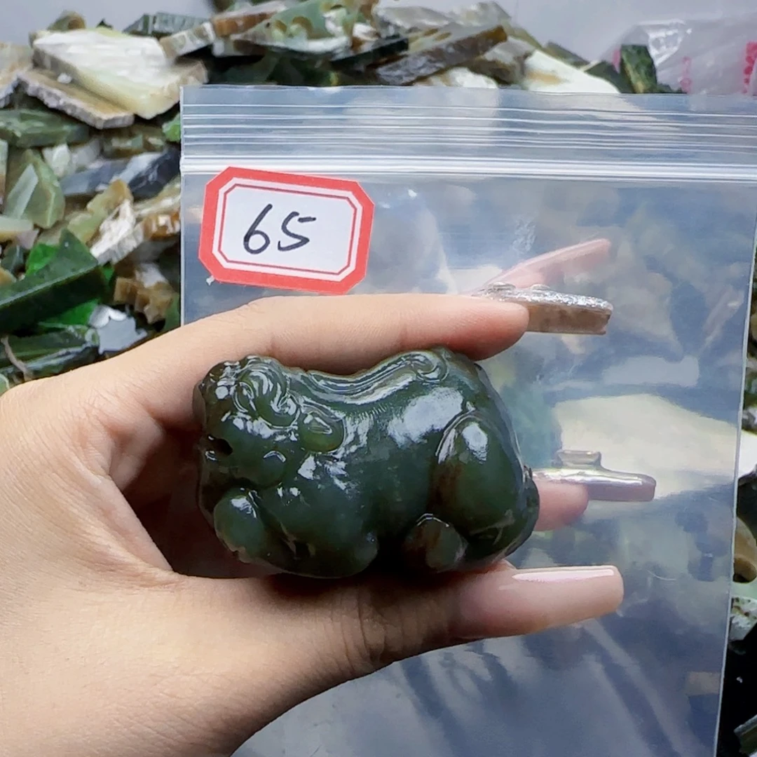 和田玉未镶嵌珠宝半成品