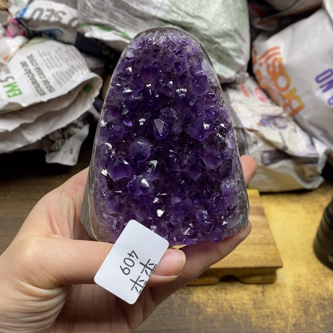 紫晶乌拉圭未镶嵌