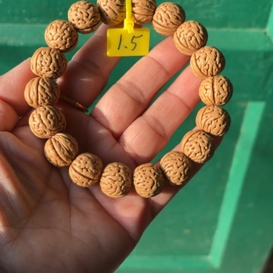 路***神木质野生桃核手串