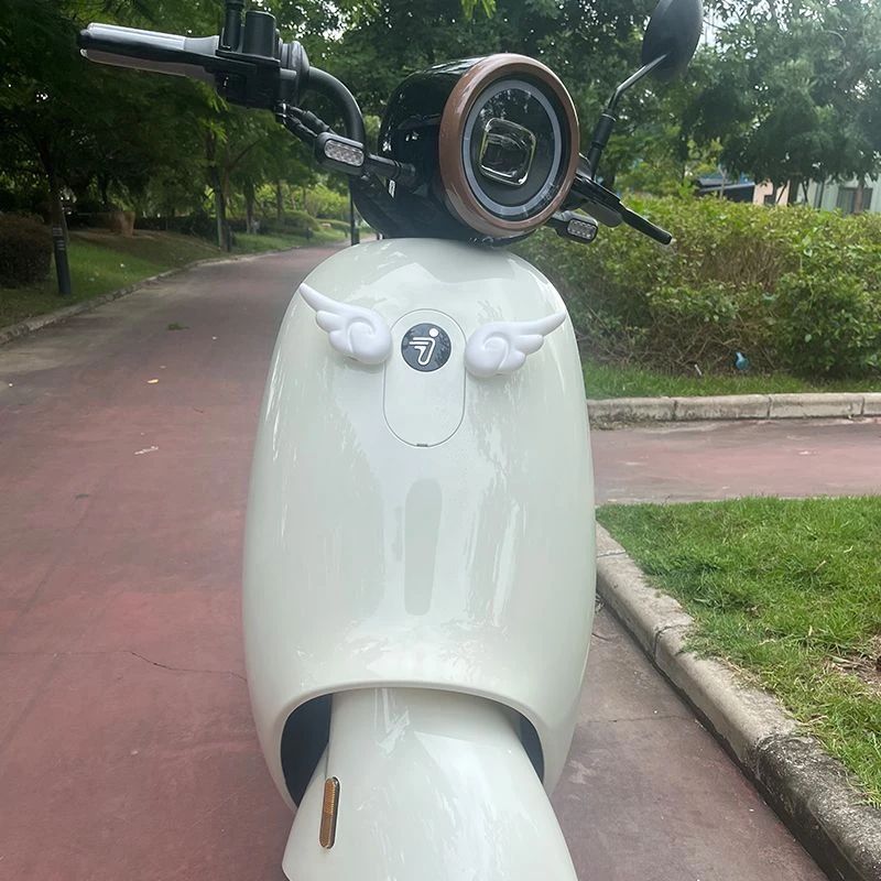 天使翅膀电动车装饰贴立体装饰件可爱头盔小翅膀贴车头车身车尾