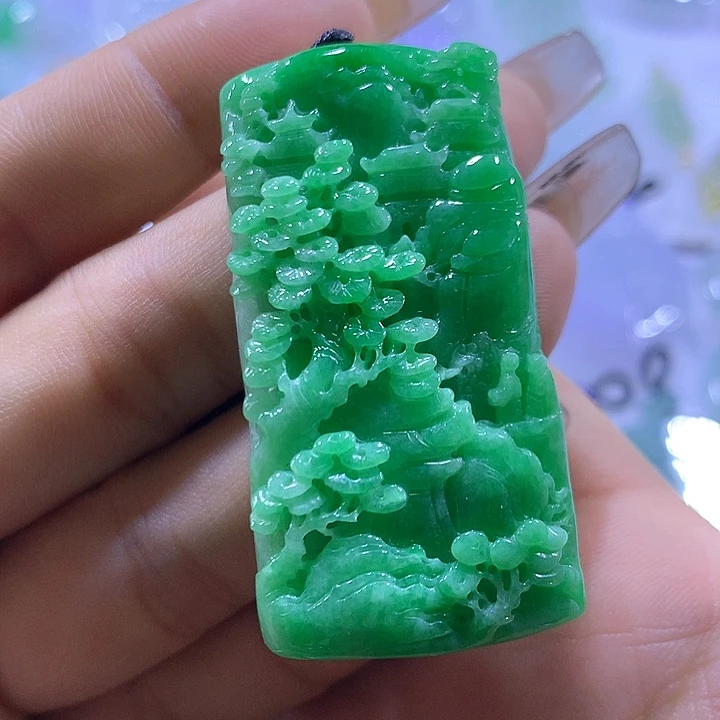 翡翠未镶嵌颈饰天然翡翠A货吊坠