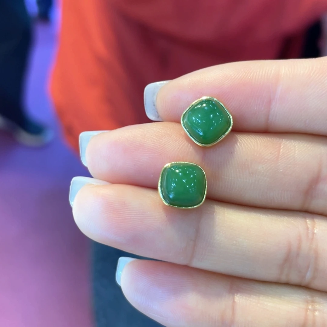 银S925镶嵌和田玉耳饰粉绿