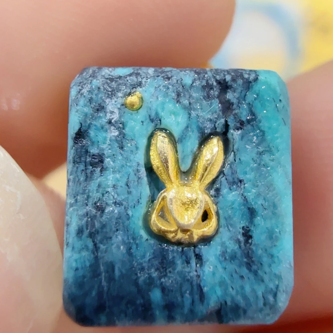 绿松石未镶嵌珠宝奇石