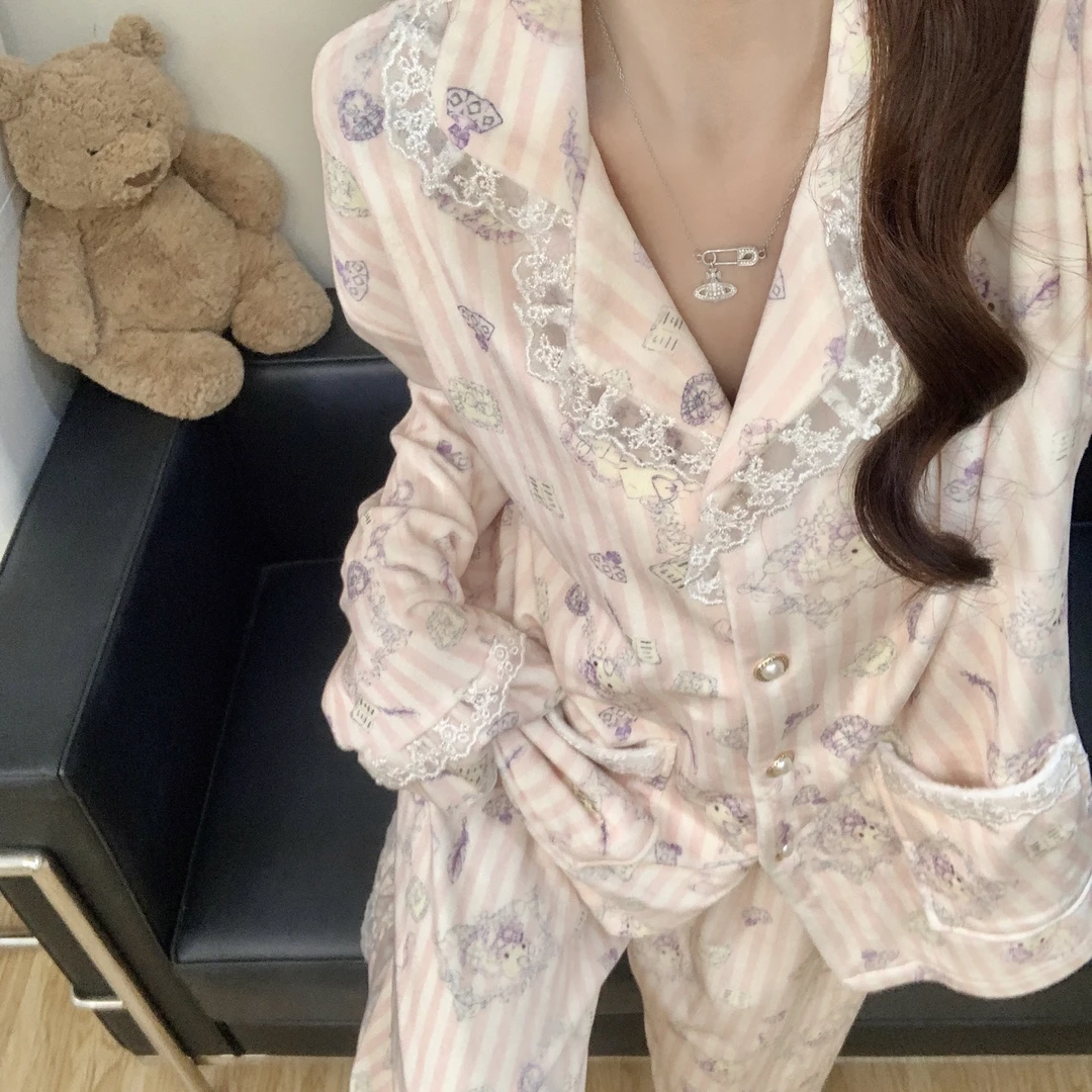 韩版ins蕾丝HelloKitty睡衣女款秋冬季柔软保暖海岛绒家居服套装