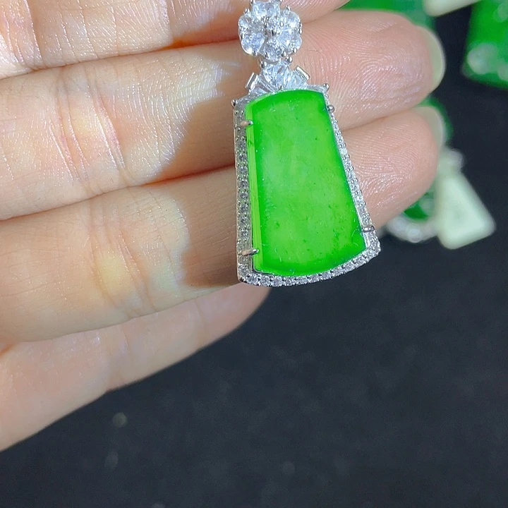 翡翠银S925镶嵌吊坠(不含链)