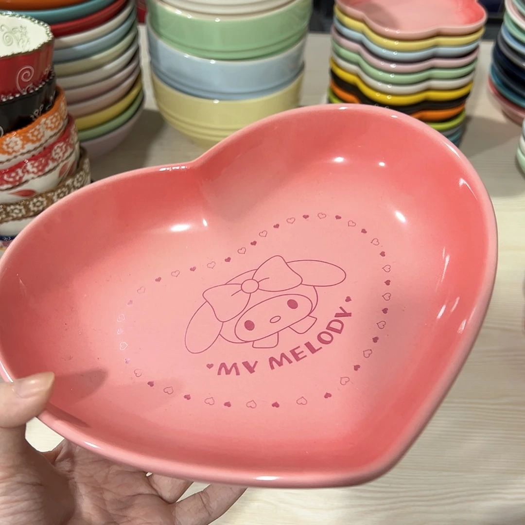 陶瓷 +++大号美乐蒂爱心pan 深粉色一个