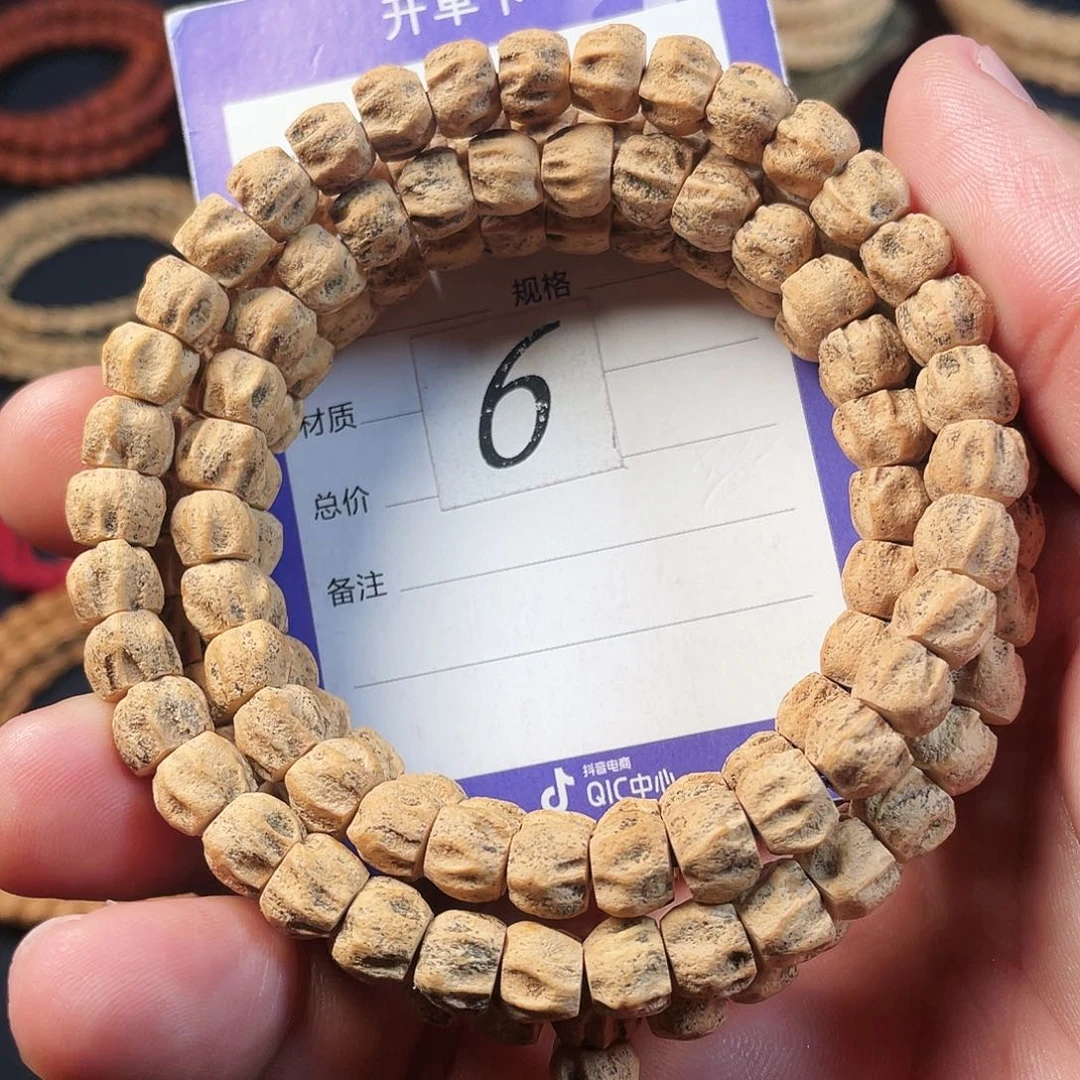 吊坠柏香籽/百香籽8mm➕ 方块满棱莲花龙脊尸陀林鬼108长串