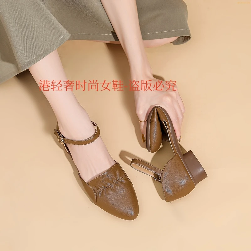 新款真皮软底软面时尚气质中跟粗跟女单鞋低跟百搭复古尖头凉鞋女