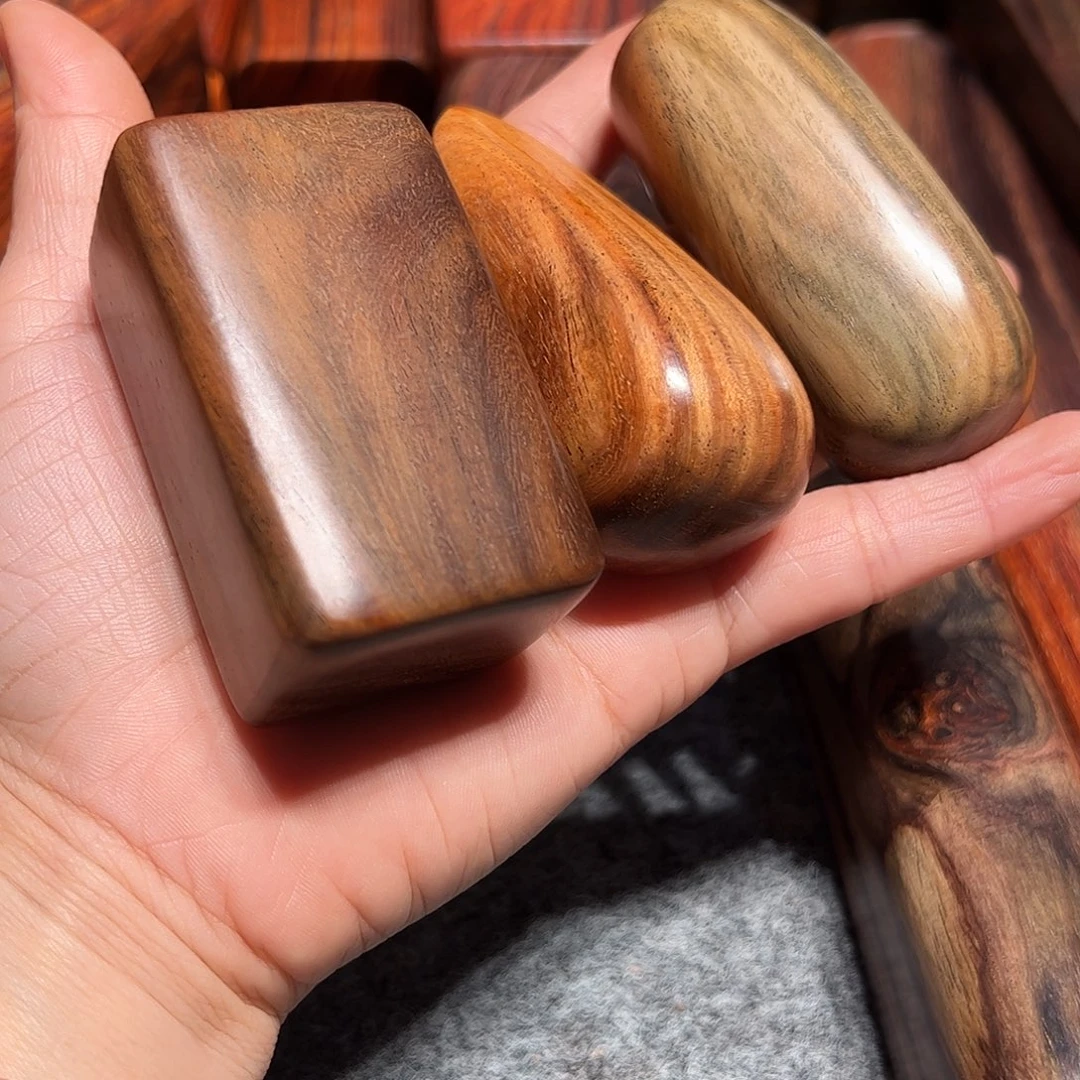 空***空交趾黄檀（大红酸枝）